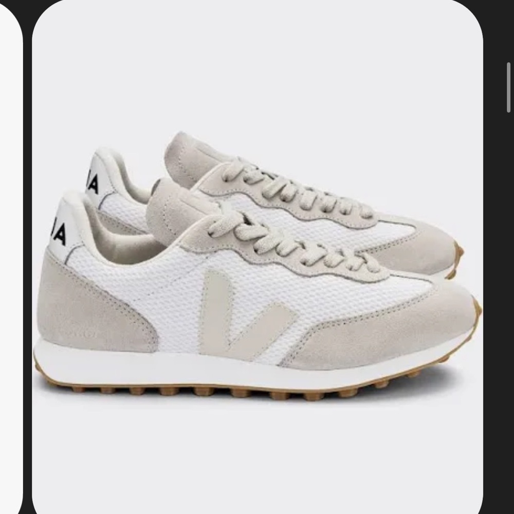 Veja Women's White and Beige Sneakers